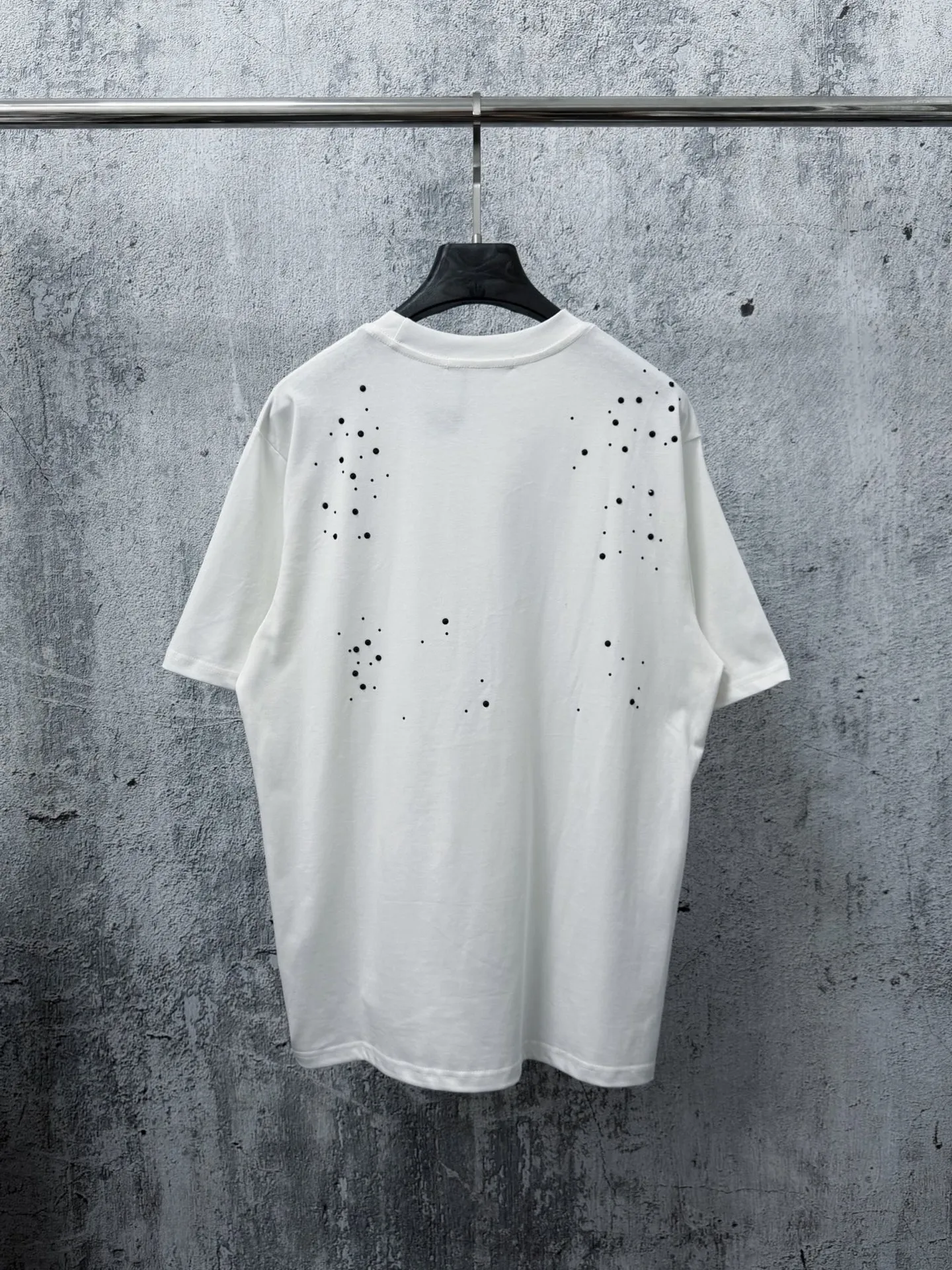 【Come Hearts】 26ss Same Style T Versatile : Black White Size：S-XL